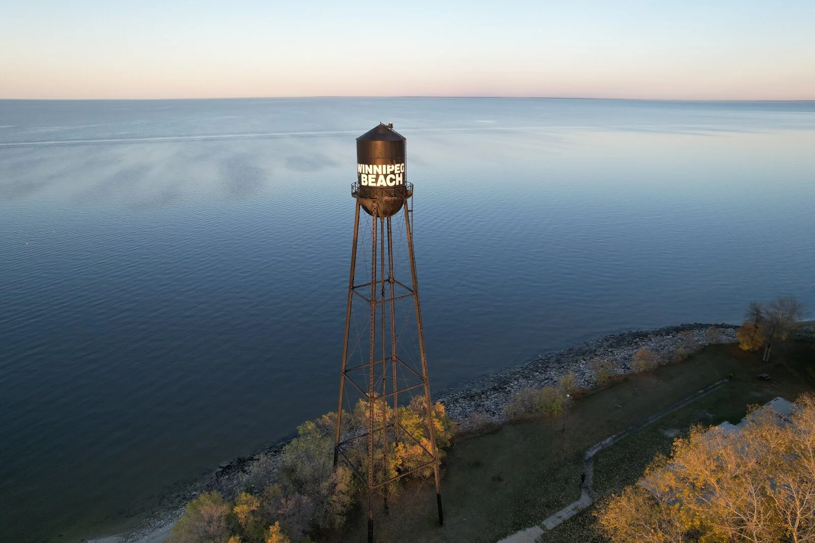dji_fly_20230929_184644_432_1696031637875_photo.jpeg